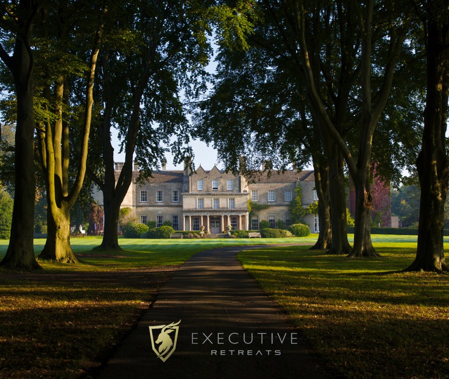 executiverooms's tweet image. LUCKNAM PARK
goo.gl/Te9CPp 

Lucknam Park is the ideal setting for holding your event. Our four elegant function rooms lend themselves perfectly for top level discussions. Its never to difficult to unwind after a hard day of meetings @LucknamPark #Events #Meetings