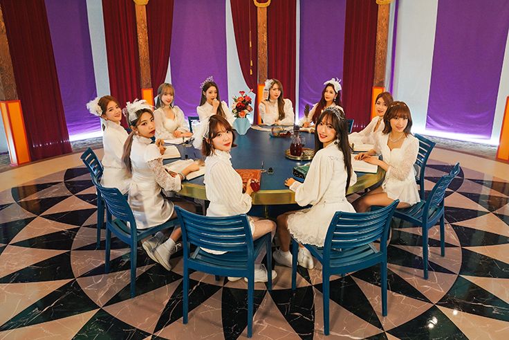 WJSN_INA's tweet photo. 190108 WJSN Jacket Shooting Behind by Melon

#우주소녀 #WJSN #LALALOVE #라라러브 https://t.co/fjzYT1xovJ