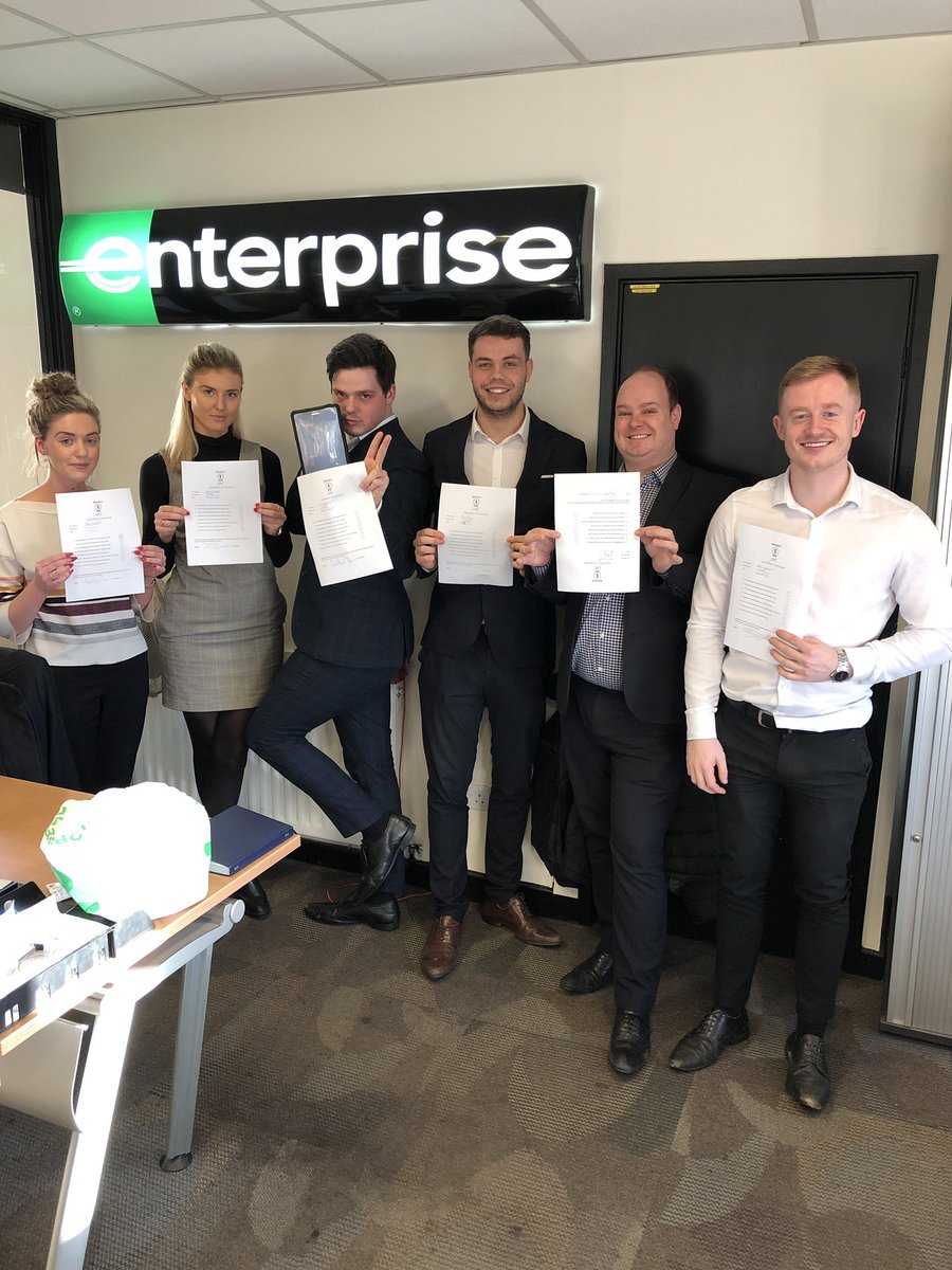 Sam Corlett tweet media