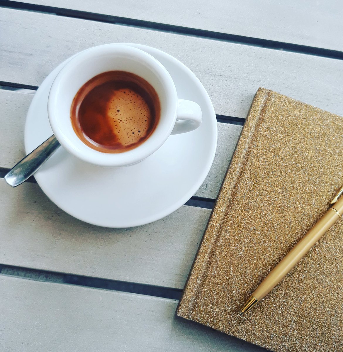 Gilda_Official's tweet photo. La poesia รจ un caffรจ in un bar di Roma.
Gilda
14:22 - 25 Settembre 2018, Roma
โพ๐ฎ๐น๐๐
.
.
.
.
#coffee
#coffeetime
#lovecoffee
#cofferlover
#breack
#coffebraeck
#rome
#roma
#dolceroma
#italy
#loveitaly
#liveitaly
#myloveditaly
#italy
#loveitaly
#Gilda https://t.co/TsOrV7dAGQ
