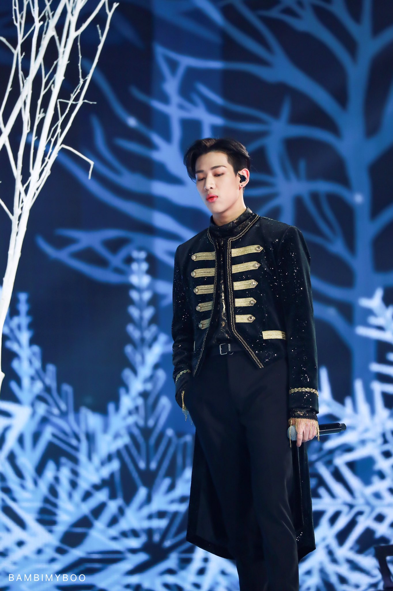 DwYnLmcVsAAYlr7.jpg:orig