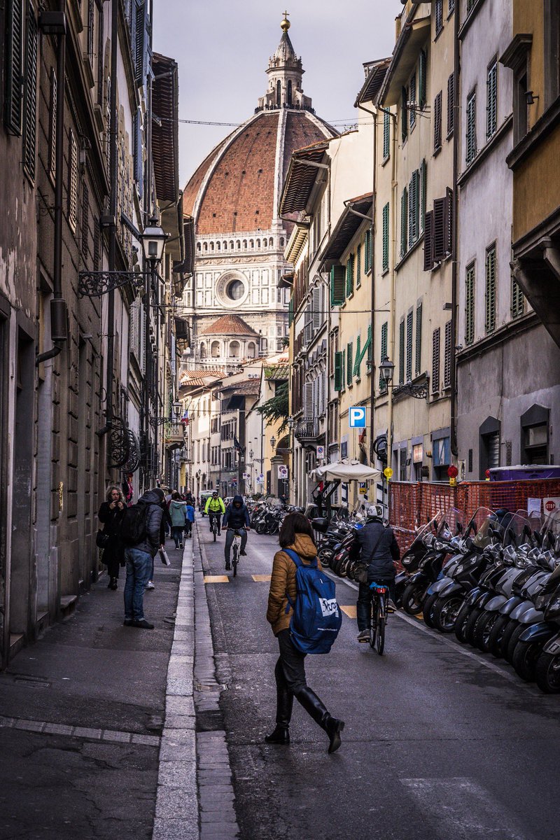 All roads lead to the Duomo. You can't miss it while walking through the narrow streets of Florence.

#florence #firenze #visitfirenze #visitflorence #visititaly #enjoyitaly #travel #duomo @VisitItalyIT @firenzeturismo @NatGeoTravel