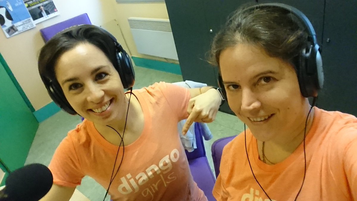 M_FONTANEL's tweet photo. Voici 2 des coachs du @DjangoGirlsFr26 en pleine action au micro de Sylvie de @BlvRadio Merci pour l'accueil et l'échange 😉 https://t.co/ccVmpAOsrE