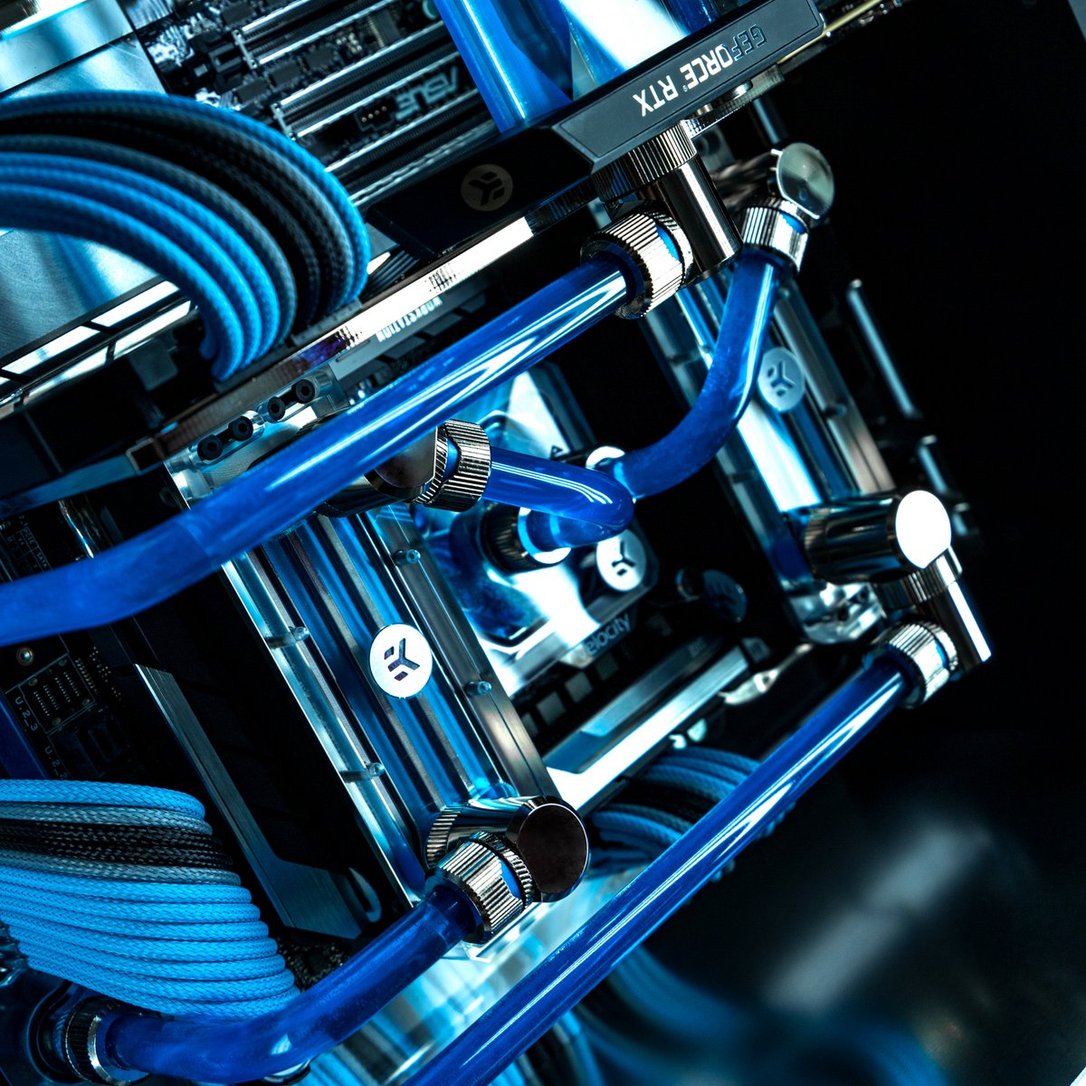 Amazing work from @jr23_design for our #EKCES2019 suite.😱 <a href="/intel/">Intel</a> <a href="/nvidia/">NVIDIA</a> @inwinusa <a href="/mdpcx/">dualbrain</a> <a href="/gskillgaming/">G.SKILL</a> <a href="/parvum/">Octo Parvum</a>