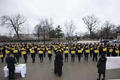 FirazHanna's tweet photo. While Korean media remains silent, overseas media is making the death of Ms. Gu from #coercive_conversion known to the world. May she rest in peace.
#WashingtonDC #Remember_Gu #HAC #Human_Rights #1st_Memorial_Ceremony #CCK #Coercive_Conversion_Program https://t.co/I2Tkab7m8K