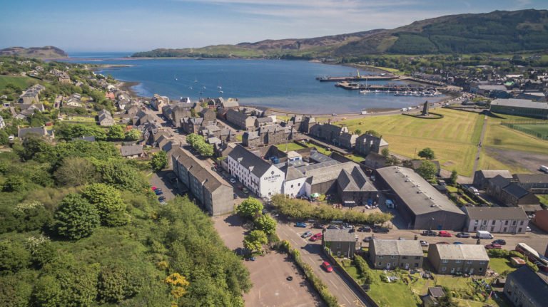 It’s never too early to start planning a trip to #Scotland 🏴󠁧󠁢󠁳󠁣󠁴󠁿 Looking for something a little different that includes a distinctive whisky region, sandy beaches and fine links #golf? ⛳️ Well take a moment and read on...pioneergolf.com/start-travel-p… <a href="/Pioneer_Golf/">Pioneer Golf</a> 👍 #wildaboutargyll