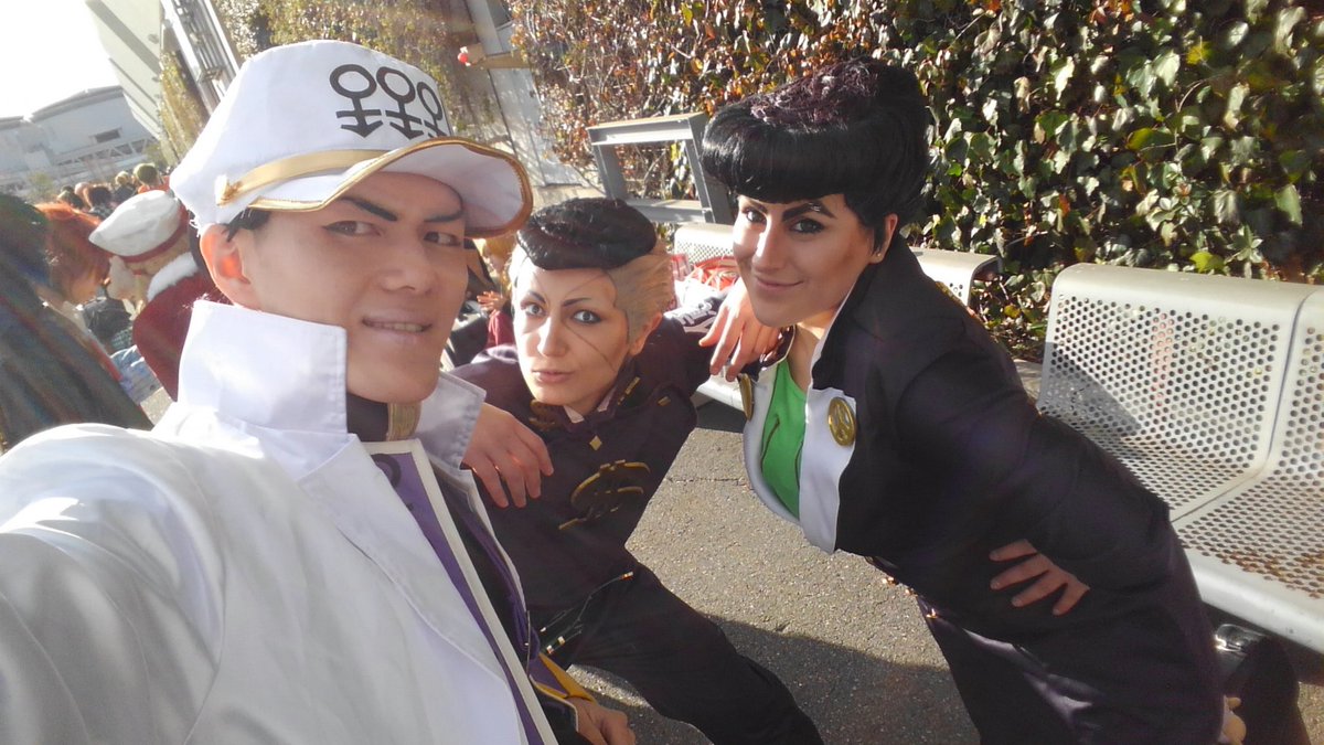 侑斗 ゆうと 冬コミケ初日 海外から来られた仗助 億泰レイヤーさんと写真を撮りました Baradise このクオリティ高い衣装と格好いいポーズ 満面の笑顔からは 心からジョジョが好き という気持ちが強く伝わってきました C95コスプレ C95 侑斗 ゆうと 冬コミケ初日 海外から来られた仗助 億泰レイヤーさんと写真を撮りました Baradise このクオリティ高い衣装と格好いいポーズ 満面の笑顔からは 心からジョジョが好き という気持ちが強く伝わってきました C95コスプレ C95