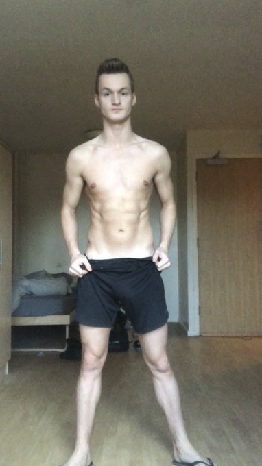 So I’ve been working on my body ?? lemme know what you think ? https://t.co/GkCvWZUH7J