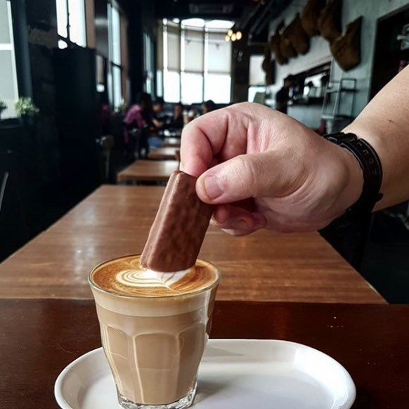 All coffee shops should have a BYOTT policy (Bring Your Own #TimTam). 😉☕ (📸: theredbeanbag)