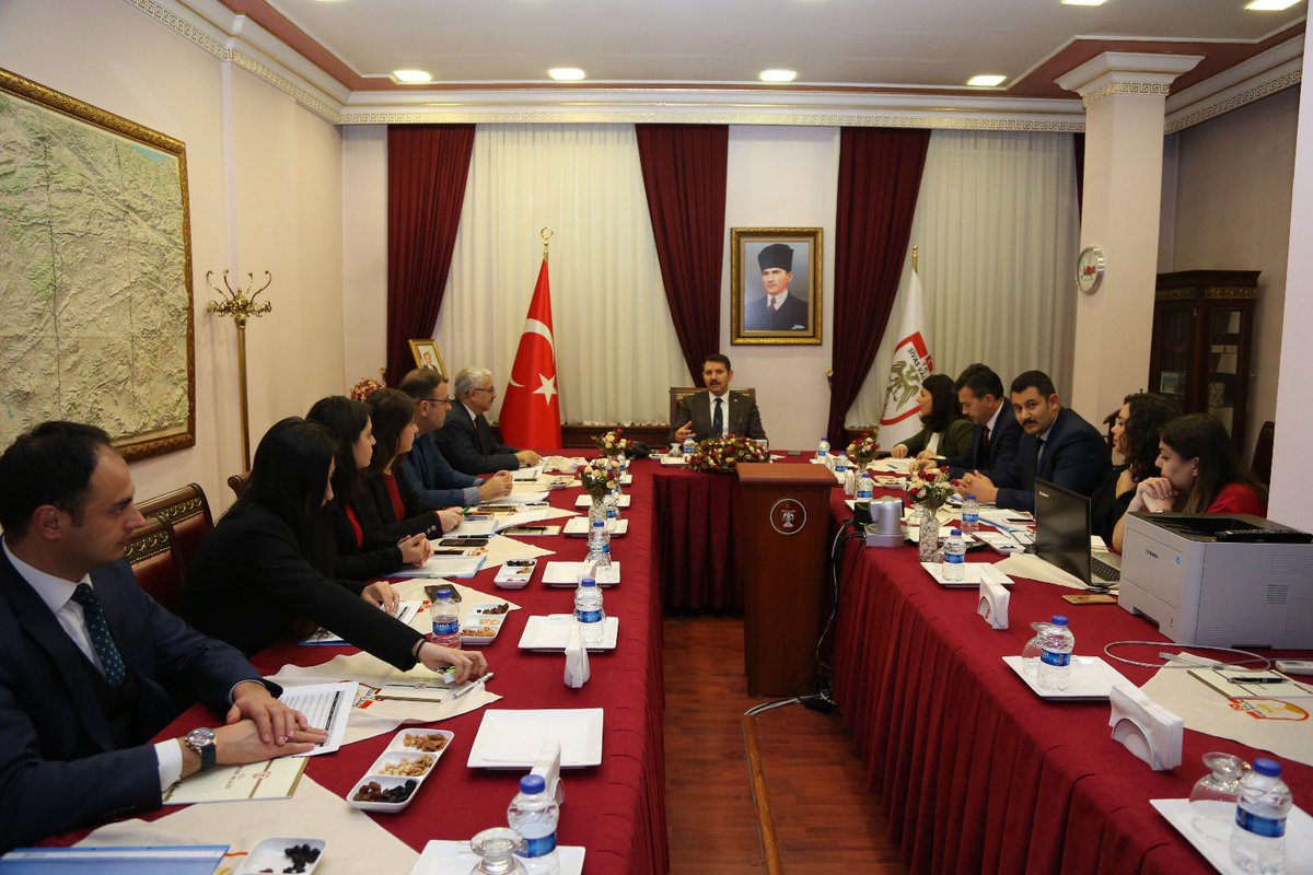 Cumhuriyetin temellerinin atıldığı, milli mücadelenin önemli dönüm noktalarından olan Sivas Kongresi’nin 100. yılına heyecanla yaklaşıyoruz.  
100. Yılda 100 etkinlikle ülke genelinde milli bir coşku içinde ve tarihine yakışır şekilde kutlamak için tüm hazırlıklar devam ediyor.