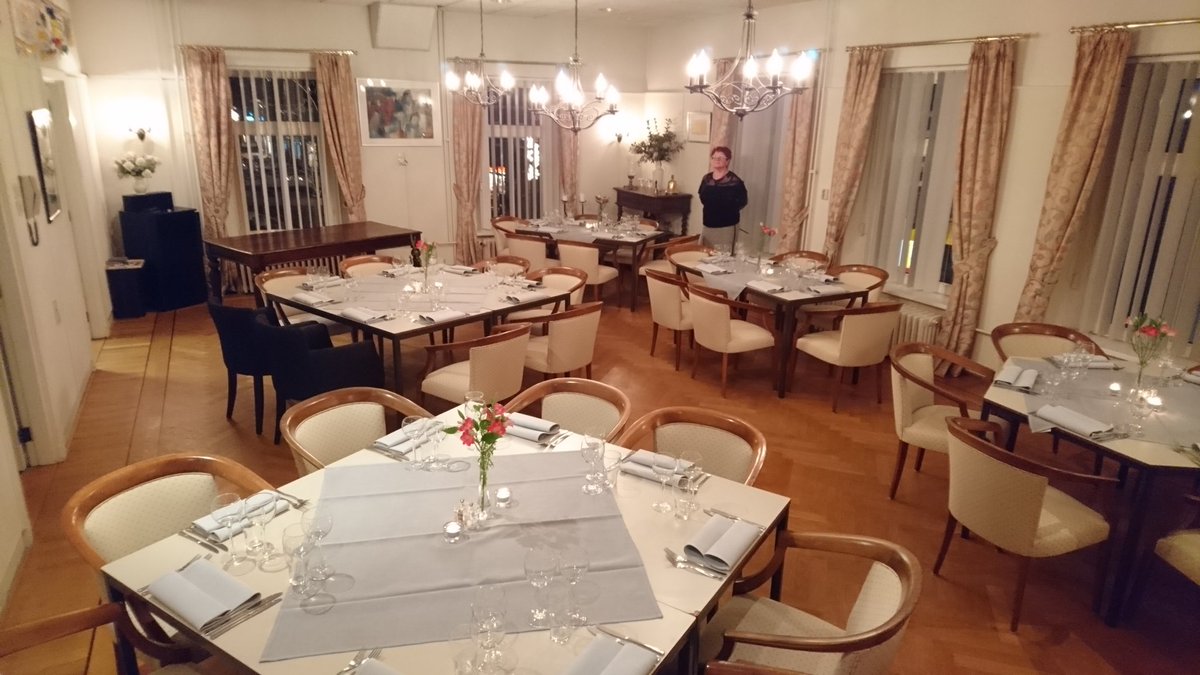 Het jaarlijks nieuwjaars diner van Rotary kan weer van start gaan met onze supermooie oude raadzaal