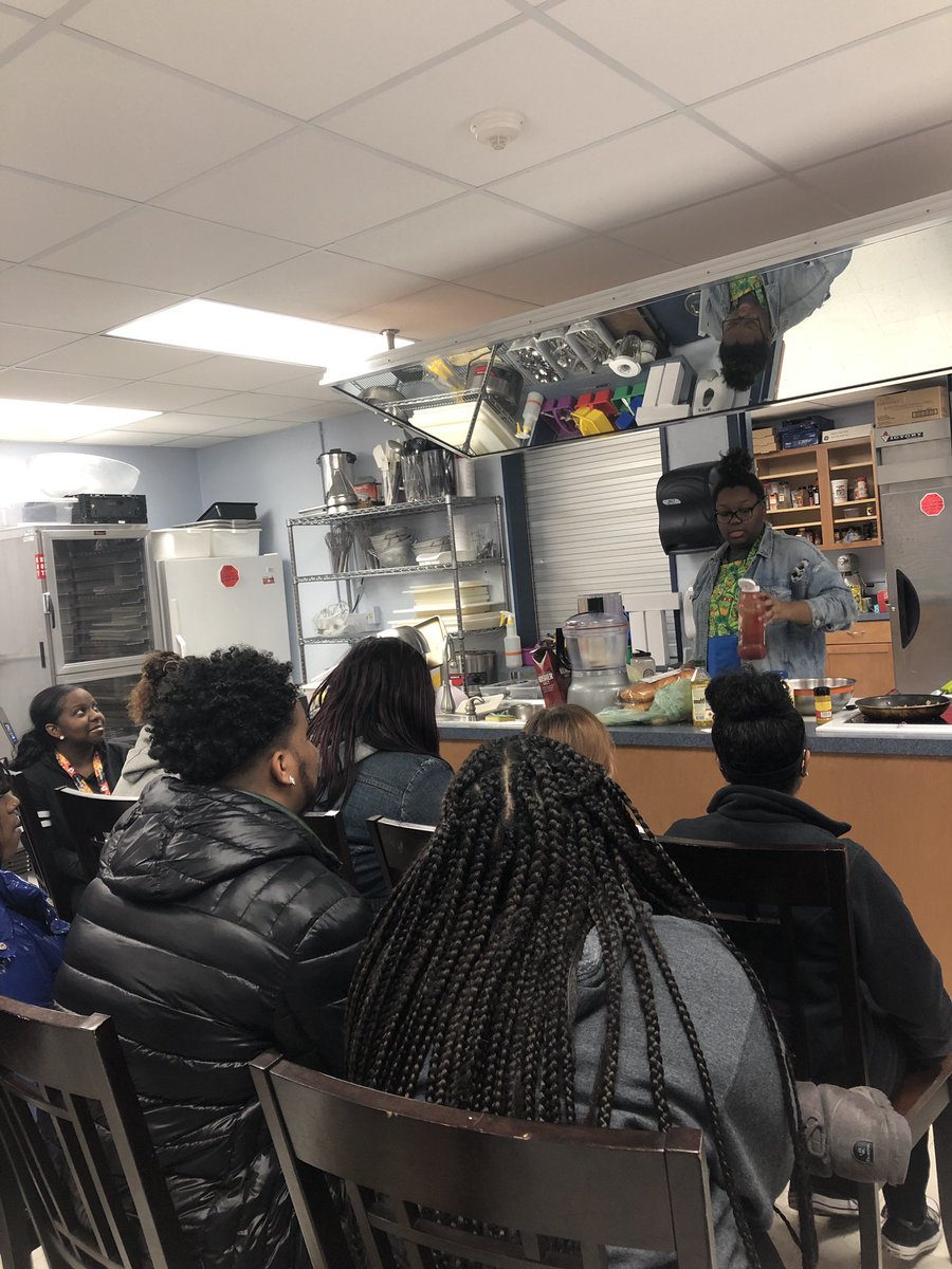 BEast_Culinary's tweet photo. Students teaching students!Cooking demos today!!!! https://t.co/yquzpDsOwE