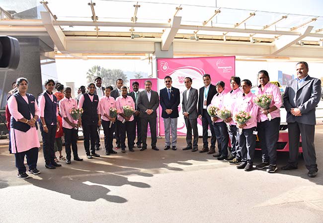 To provide safe and secure mode of transport for women passengers, Kempegowda International Airport launched ‘Go Pink Cabs’, all-women-run taxi service exclusively for woman passengers. 

#KempeGowdaInternationalAirport #GoPinkCabs #WomenSafety #IndiaNews