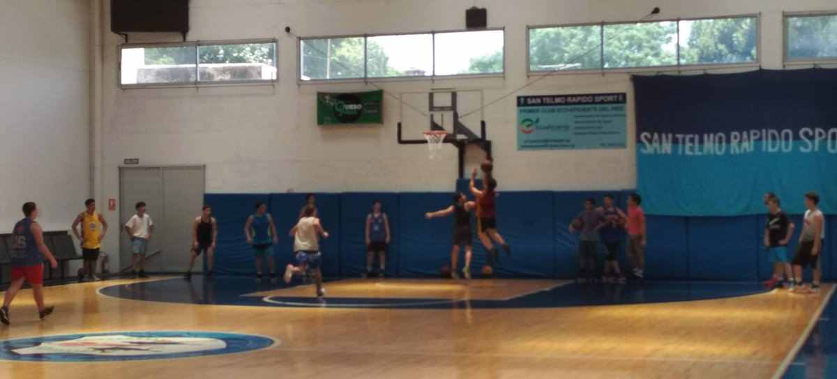 CheloBerru's tweet photo. Arrancó el año en San Telmo Rápido Sport! Primera práctica de los cadetes, a meterle que el 2019 viene bárbaro!  @ProgramaFDB @webYOJUEGO @SanTelmoRS https://t.co/w9HGwhaTCZ