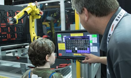 TimePiecePR's tweet image. .@Barrett_Jackson is adding family-fun entertainment with STEM Center, Freestyle Bullfighting at 48th Annual Scottsdale Auction bit.ly/2sgBa3p