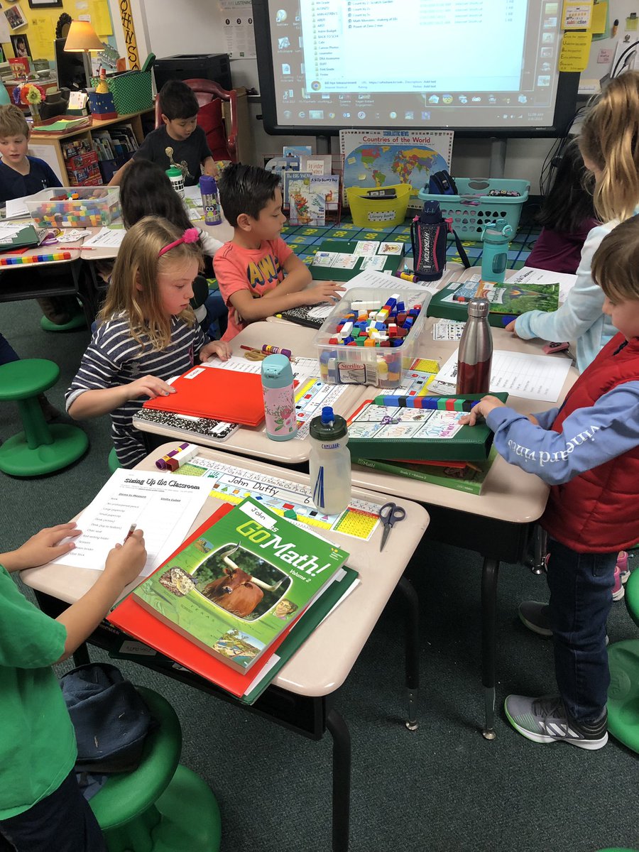 OUES1stGrade's tweet photo. Measuring with nonstandard units!@Carrollisd @oldunionES https://t.co/7GqRikCTqi