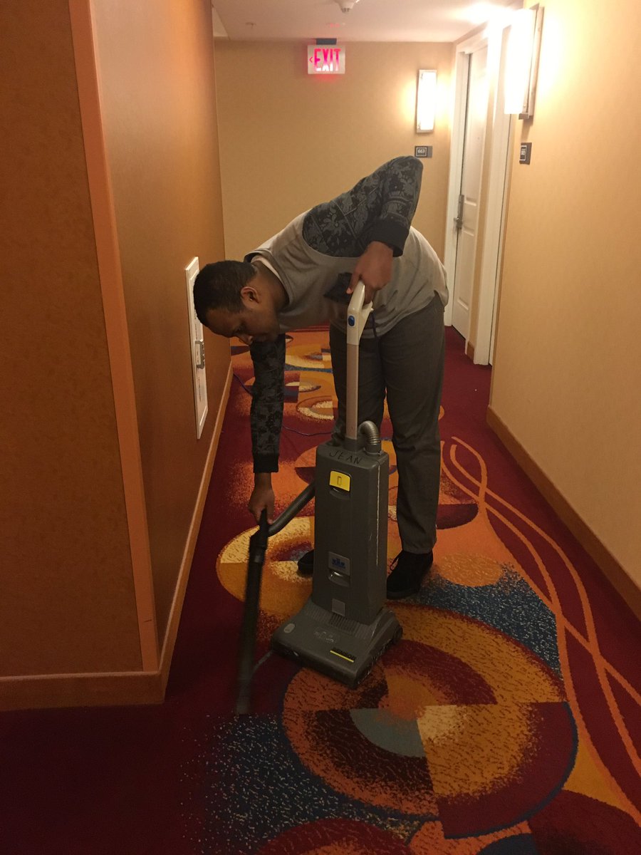 PulleyCenter's tweet photo. Our students are working hard maintaining a strong partnership with Capital View Marriott! @FCPS_CTS @FCPSR3 https://t.co/gBTzHUM2OU