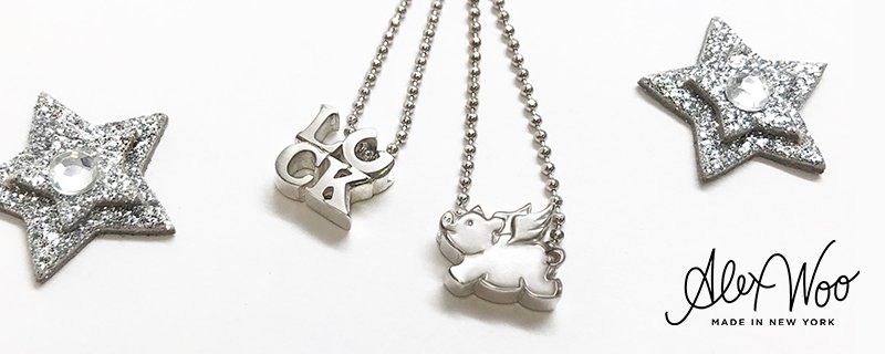 ThatsJared's tweet image. Off to a lucky start in style. #AlexWoo #CharmTheWorld
bit.ly/2siXWYl