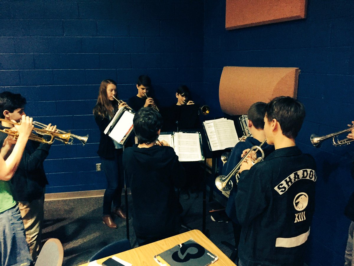 GHMSBands's tweet image. What a fun recruitment session today with @CedarRidgeBands! Thanks for the great visit! #joinhighschoolband #musicforalifetime #OurGravelly