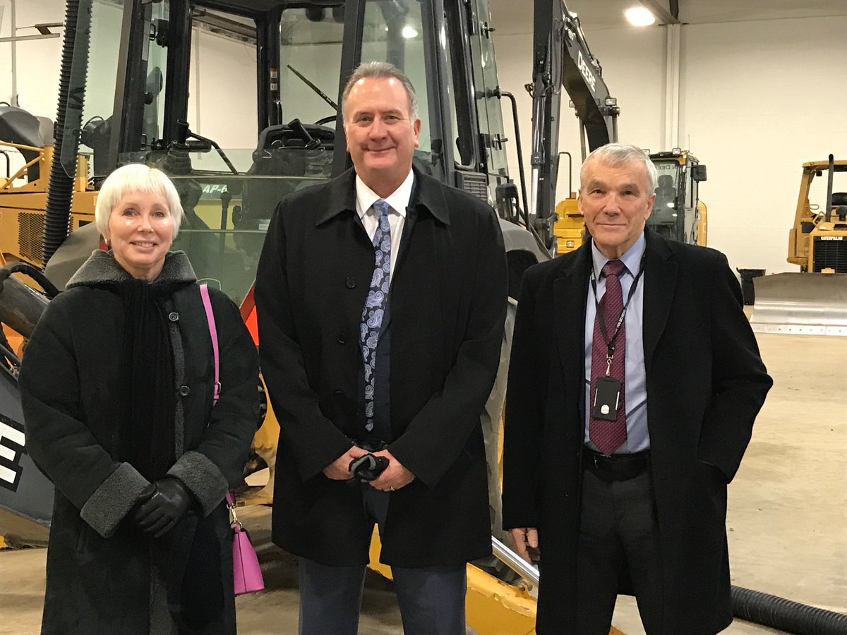 Conestoga College (@conestogac) on Twitter photo Wonderful to meet with <a href="/CityofBrantford/">City of Brantford</a> Mayor Kevin Davis at Conestoga's trades facility at the Brant airport. The college is working in partnership with local businesses and the community to expand access to career-focused education and training to serve the needs of the region. Wonderful to meet with <a href="/CityofBrantford/">City of Brantford</a> Mayor Kevin Davis at Conestoga's trades facility at the Brant airport. The college is working in partnership with local businesses and the community to expand access to career-focused education and training to serve the needs of the region.