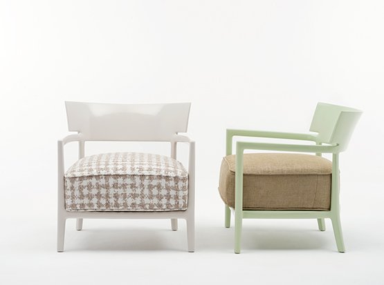 Colour of the Month: Pale Peppermint. The colour works successfully for furniture as seen at Kartell with the Cara armchair, designed by Philippe Starck, teamed with a warm shade of oatmeal.  Pale peppermint...

<a href="/Hobbs_London/">Hobbs London</a> <a href="/KartellOfficial/">Kartell</a> <a href="/NormannCPH/">Normann Copenhagen</a> 

ow.ly/fXj830n9Uwk