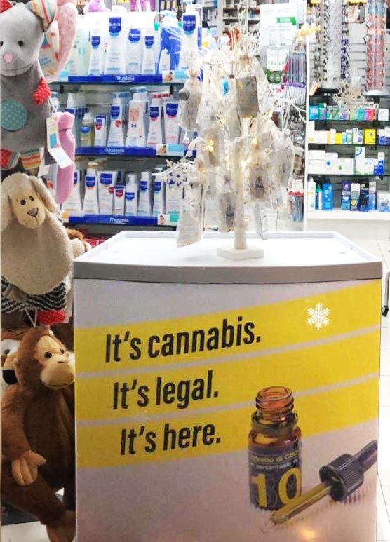 EasyjointB's tweet photo. Sempre più internazionali...ora sbarchiamo anche in #England
We are so proud of #EasyJoint!
The #CBD is on the table, the door is open... 😏
#Brescia #Adro #Capriolo #Cazzago #Cellatica #Coccaglio #Cologne #CorteFranca #Erbusco #Gussago #Iseo #Ospitaletto #Passirano #Rovato https://t.co/OTMeYiV9Xi