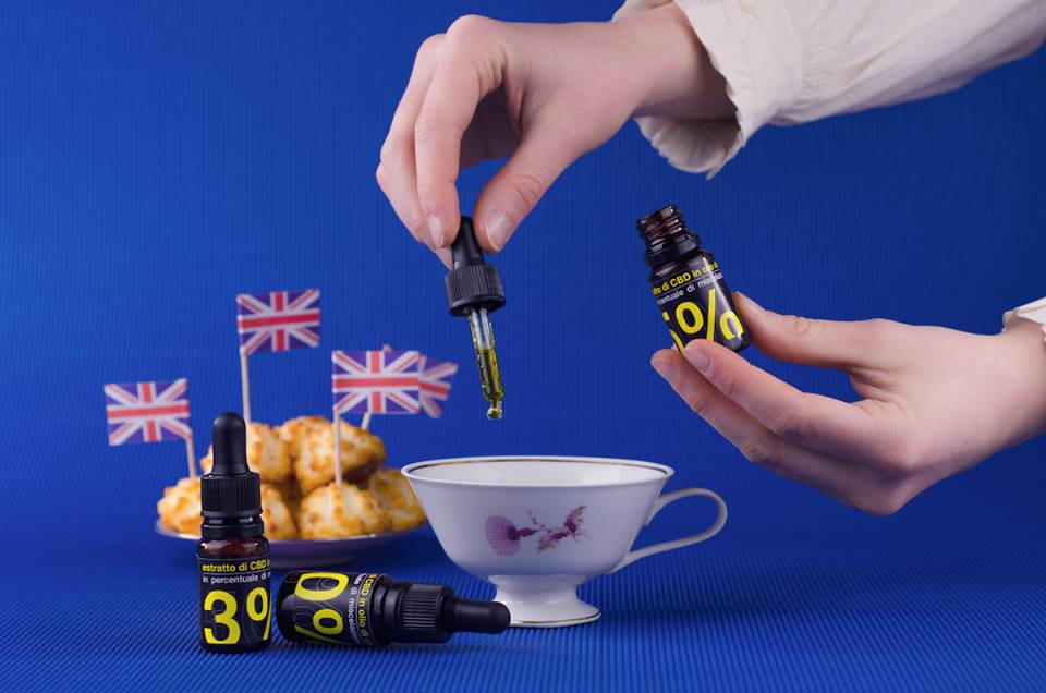 EasyjointB's tweet photo. Sempre più internazionali...ora sbarchiamo anche in #England
We are so proud of #EasyJoint!
The #CBD is on the table, the door is open... 😏
#Brescia #Adro #Capriolo #Cazzago #Cellatica #Coccaglio #Cologne #CorteFranca #Erbusco #Gussago #Iseo #Ospitaletto #Passirano #Rovato https://t.co/OTMeYiV9Xi