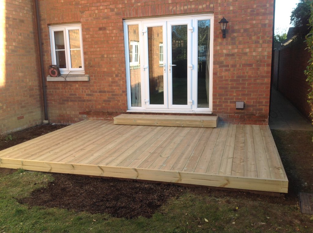 decking_the's tweet photo. Small Deck in Bishops Stortford
#Deckinginhertfordshire #Deckinginessex #Deckinginstallers #Compositedecking https://t.co/G6xFdYQPak