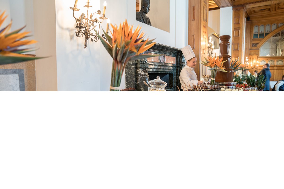 stmoritz_ch's tweet photo. 3 days to go until St. Moritz Gourmet Festival 2019. Are you ready? https://t.co/A8d0Sm3MEt #stmoritz @SMGF_2019 #stmoritz #smgf #stmoritzgourmetfestival https://t.co/D2FfnVseZM