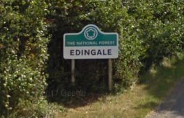 First CSW intro session for 2019 carried out last night at Edingale Village. Expect to see some hi-vis presence in the coming weeks, particularly near the school #LimitsForAReason <a href="/StaffsSafeRoads/">SSRP</a> <a href="/LichfieldPolice/">Lichfield Police</a>