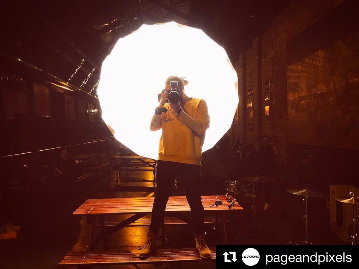 KUDOSfunctions's tweet image. #BTS last night for a really exciting shoot at @railwaymuseum for some shows coming up later in the year. We were lucky to have the chance to shoot with the wonderful @pageandpixels. 📸🚂
#kudosfunctions #14piece #pageandpixels #kudos #nationalrailwaymuseum