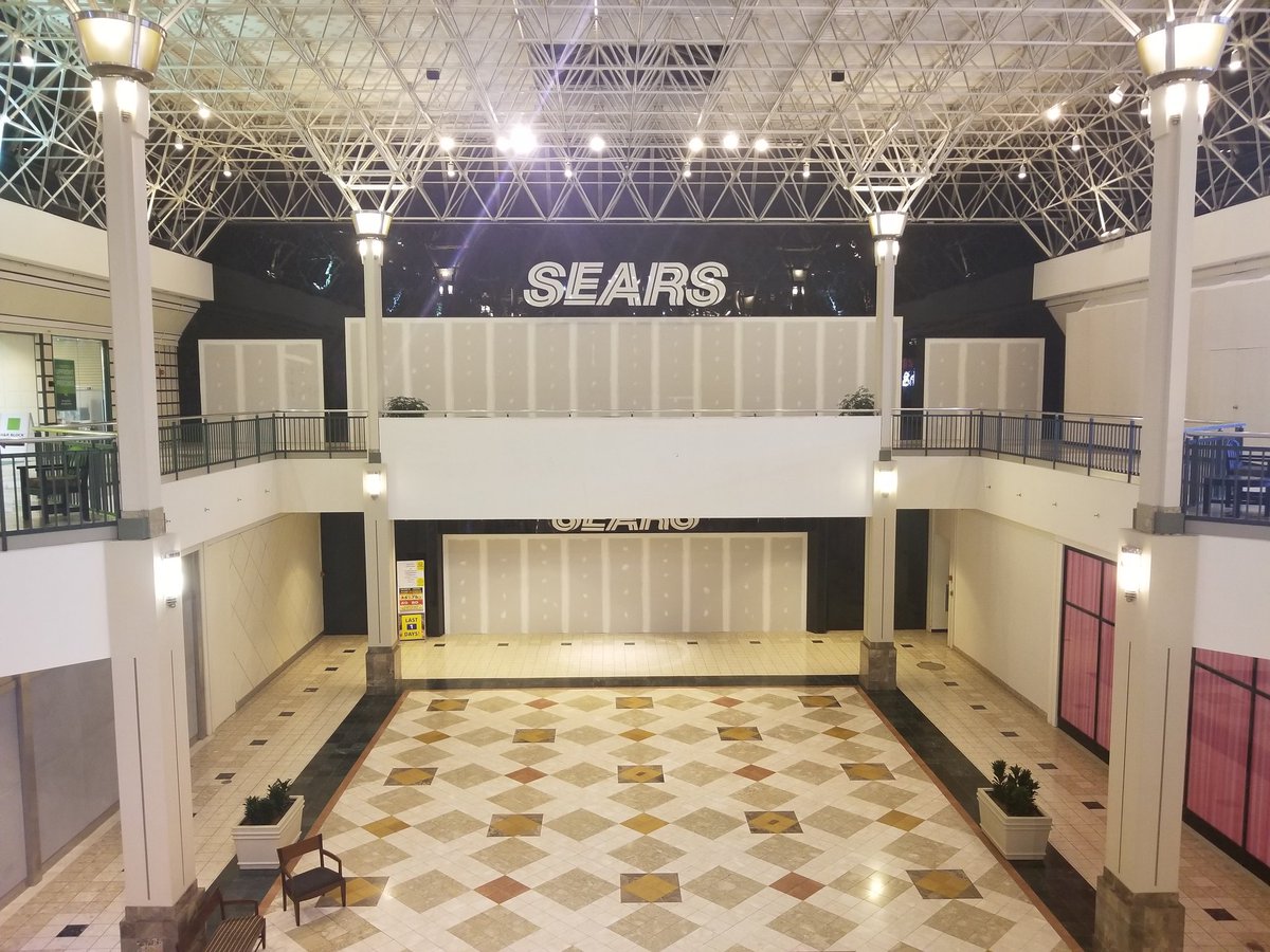 MrHeel2025's tweet photo. @Ret_Archaeology the end result of @Sears at @OxfordValleyPA #RIPSears https://t.co/vkf5KjZixQ