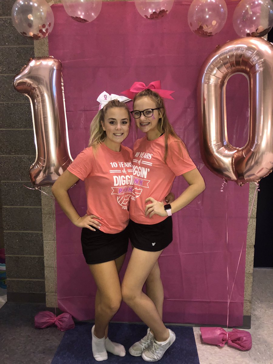 PLSJVRsvCheer's tweet photo. Happy Birthday Kennedy!🎉 Have a great day!🎀 @KennedyWoodle https://t.co/yrz2AfYf6P