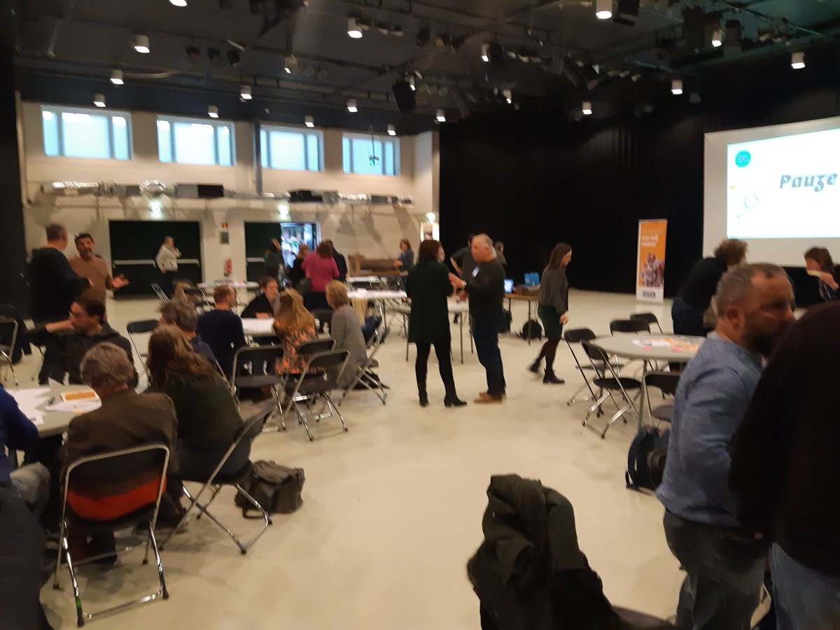 XxxxDOCK's tweet photo. @DOCKUtrecht De teams🏳#onderweg naar een mooi nieuw werkplan. Nu tijd voor een koffie/theepauze ☕🍪 https://t.co/Neufo8y53L