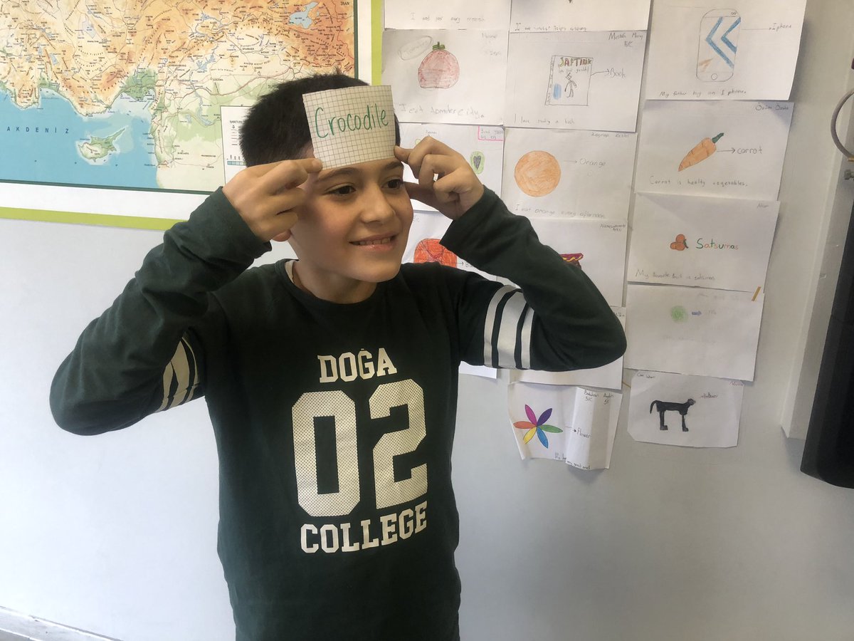 bbbpoj09's tweet photo. Today we wrote animal names on papers and stuck them on our foreheads. The aim was to ask questions using comparative and superlative and to guess the animal. 5C was very successful! 👊🏼 #learnenglishwithdogaschools #hamitlerdoga @GuldemG @tbmumcu @SuniyeK @Fatihy26 https://t.co/K47Y1ff3OS