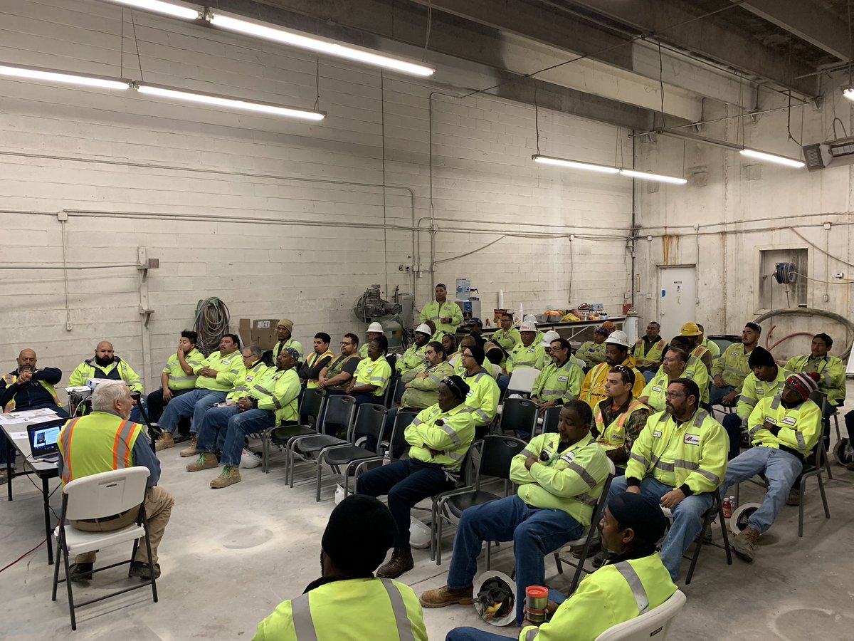 jgalassini's tweet photo. Kicking off safety week at @CEMEX_USA Missouri City Ready Mix plant. Working to get up and moving as we implement #ActionBasedSafety within our Texas Region. Practice makes perfect on our path towards becoming safety mentors. #Zero4Life is not just a destination but a journey. https://t.co/A57r1HqQgQ
