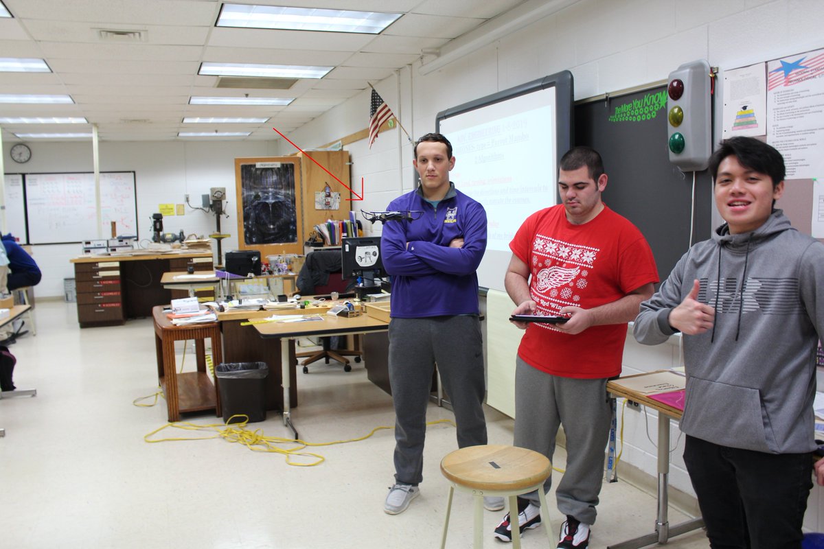 thsamazing's tweet photo. Mr. Mantay's Engineering students coding drones to fly obstacle courses in the classroom. Code, test, tweak, re-test. Success! https://t.co/8Y59MZtuN1