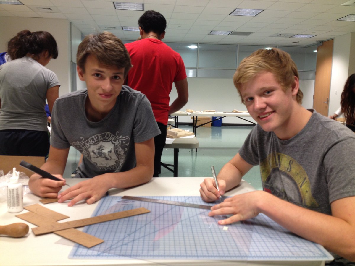 ecorise's tweet photo. EcoRise is piloting an innovative career-prep program in Boston high schools with our #LEED Prep curriculum. Read about our students who will soon be graduating with credentials here! https://t.co/1Rh3KOWXNC #WeRise #greenbuilding https://t.co/aQn7lDm9Qq