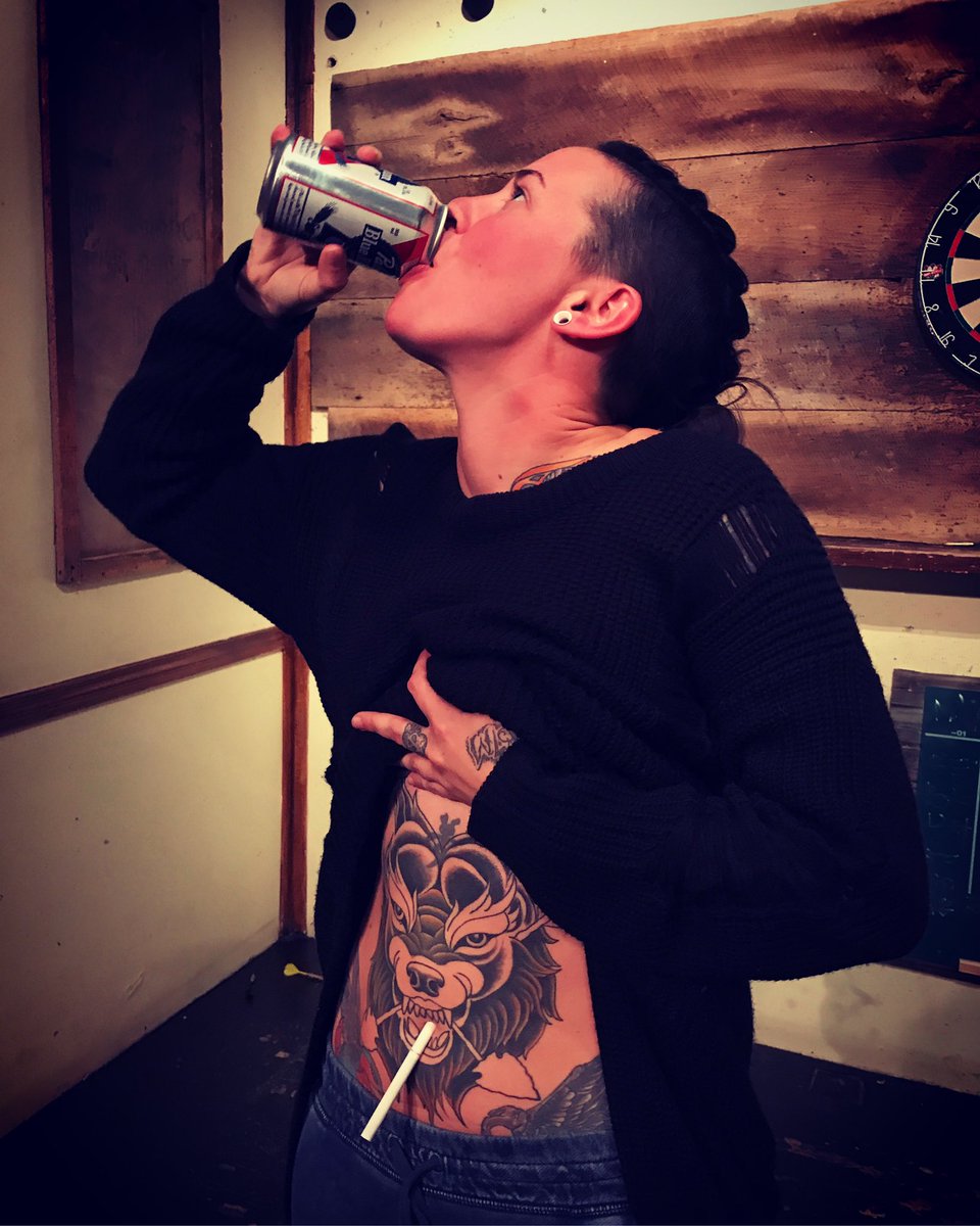 BooneTattoos's tweet photo. I’m thinking 31 is gonna be the best year yet. 🤷🏻‍♀️🎉💃 #itsmybirthdayyall https://t.co/ODJDbHkGxW