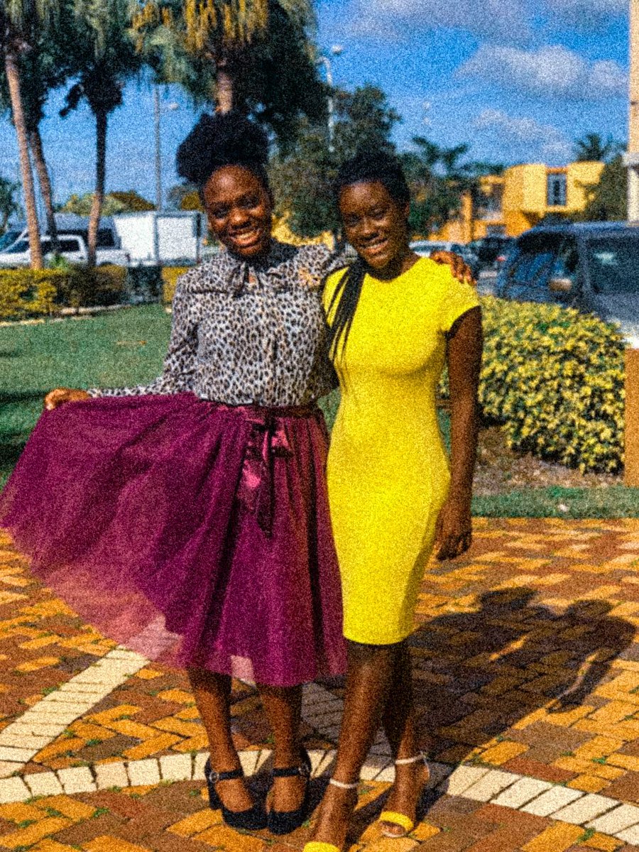 TheModestChic's tweet photo. #CLP825 👑💖 https://t.co/rW1OhzVTgF