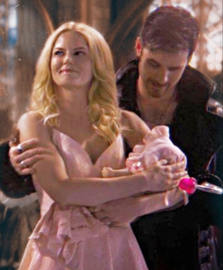 Brave, strong, beautiful, intelligent. A fighter, a savior, a sheriff, a hero princess worth cherishing, worth fighting for, worth dying for. A mother, a wife, a daughter. Emma Swan deserves all the love and respect in the world.