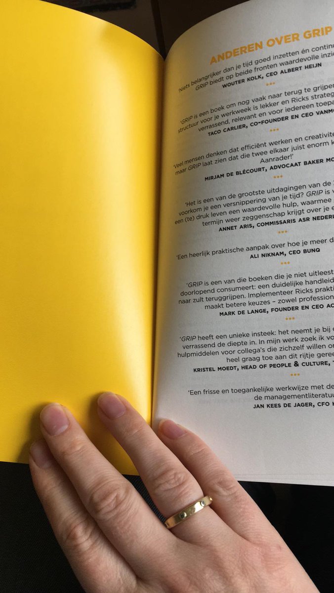 rickpastoor's tweet photo. Mag ik m'n boek even aan je voorstellen? 😍 https://t.co/RLSzb00dra