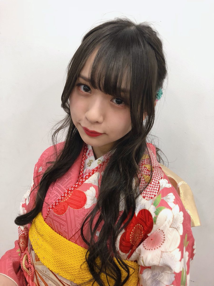 三品瑠香 わーすた どうも競技かるたクイーンです