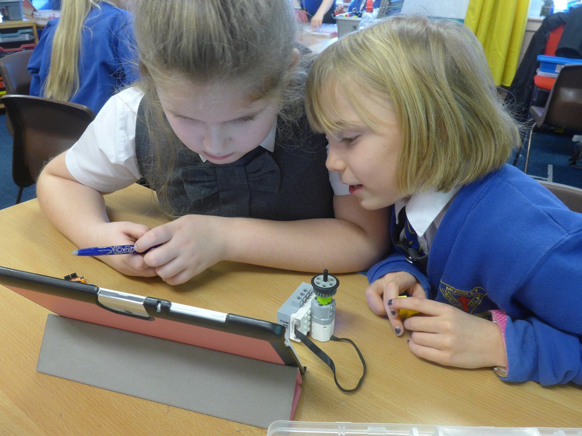 Mossley Primary tweet media