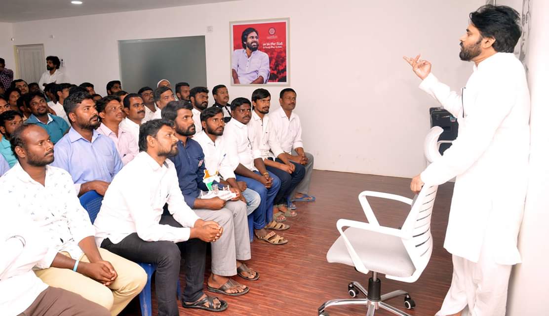 JanaSenaParty's tweet photo. JanaSena Chief Sri @PawanKalyan Meeting with Kurnool District JanaSainiks. https://t.co/mzRAouJG9T