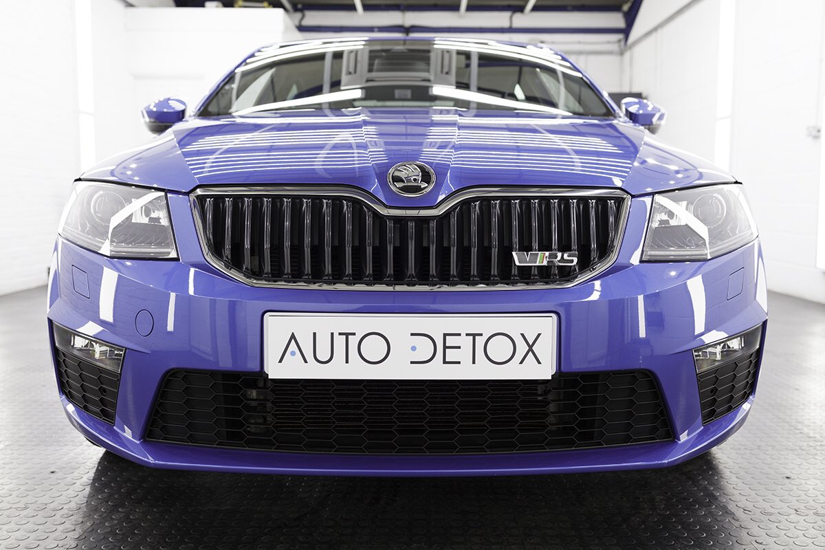 AutoDetox's tweet photo. #Skoda Octavia #vrs 4 day detail. 2 stage machine polish with #kamikaze collection #Zipang #miyabi ceramic coatings &amp; interior, engine bay to compliment https://t.co/ZfXcfYDnFN