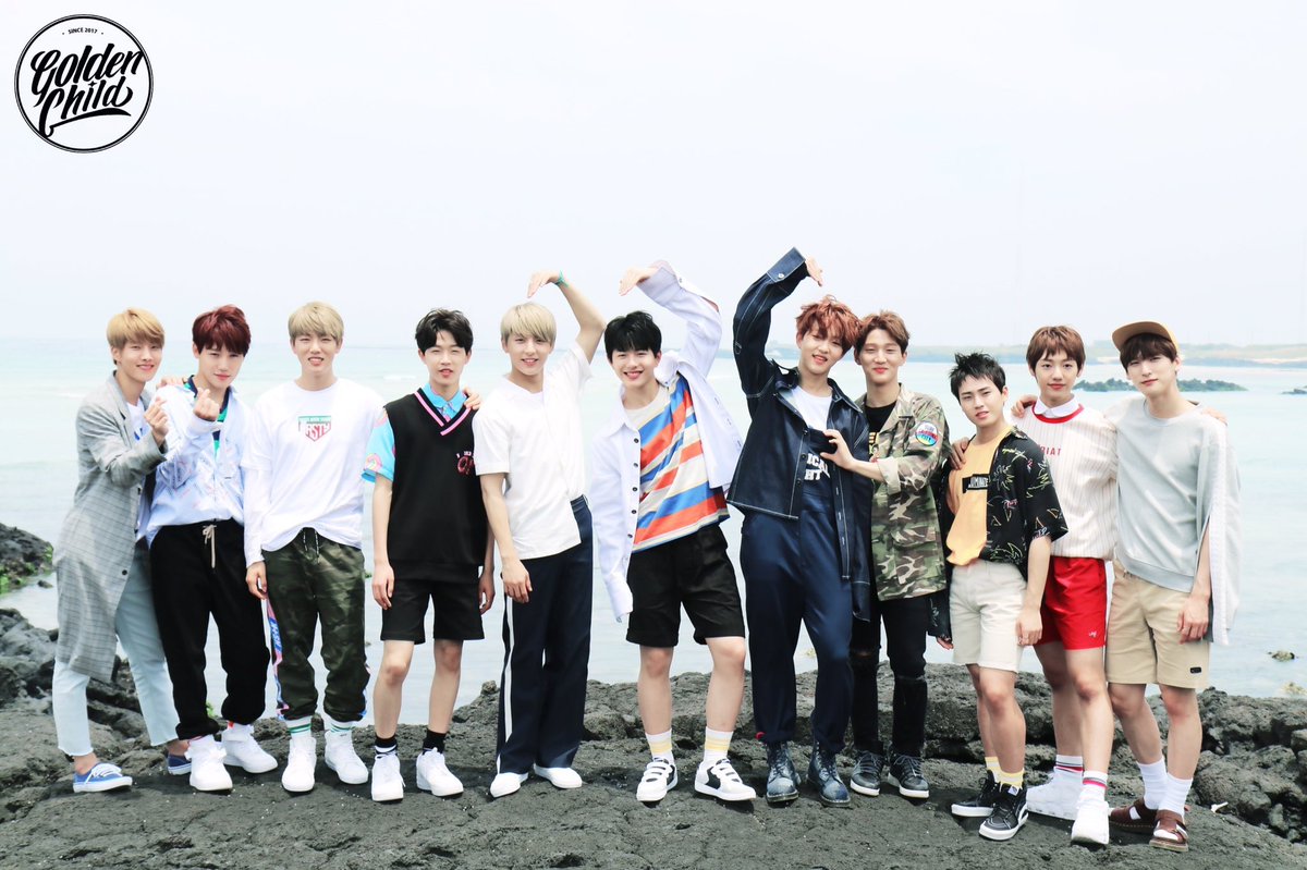 mochigolcha's tweet photo. happy 500 days with golcha! 💖💓
thank you for making our days brighter and helping us get through tough times.
goldenness will always be by your side. here’s to making more memories 💫✨

#우리의_500일_황금처럼_빛나
#500Days_with_GoldenChild https://t.co/i7mReW4u7K
