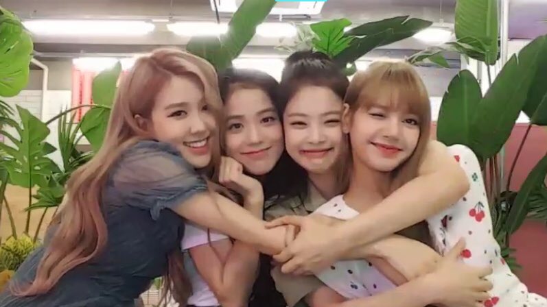 BP_On3515's tweet photo. 븚...사랑해..백년만년착즙해도 좋아..사랑해... https://t.co/TnXtTHFfCw