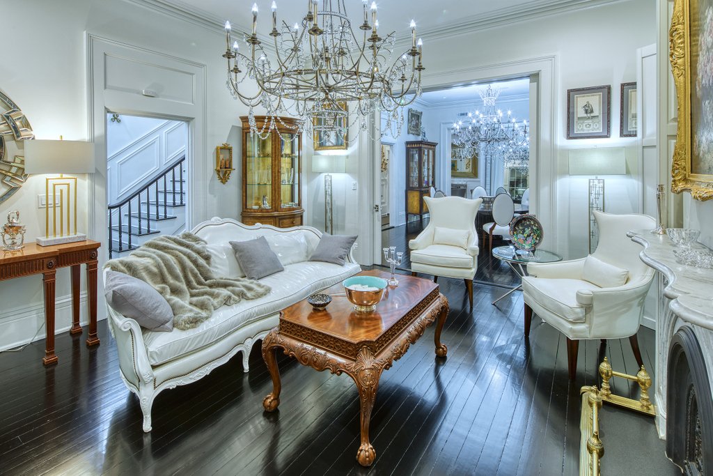 LuxuryRealEstate.com tweet media