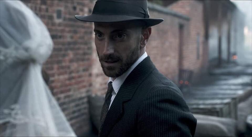 торн острые козырьки. острые козырьки фредди трон. иддо голдберг острые козырьки. острые козырьки фредди торн актер. фредди торн из острых козырьков.